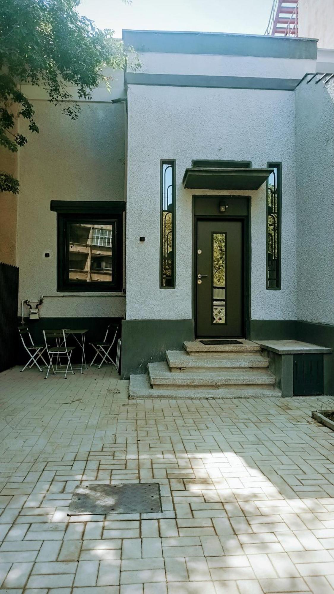 Littlehouse- Entire Property For Maximum 4 People Bucureşti Eksteriør bilde